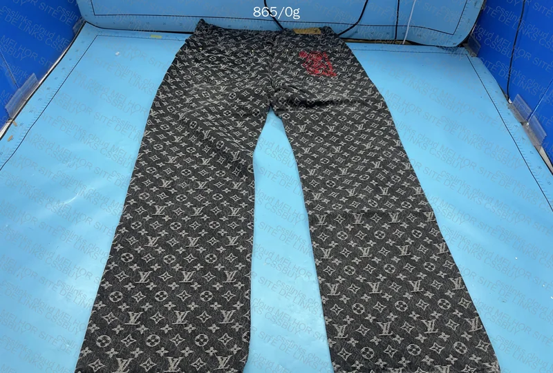 Louis Vuitton Pants 2