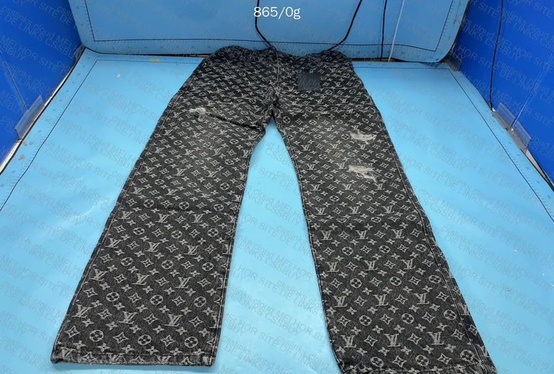 Louis Vuitton Pants 3