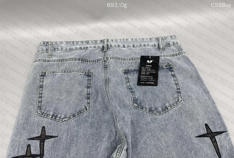 Giant Baggy Pants 4