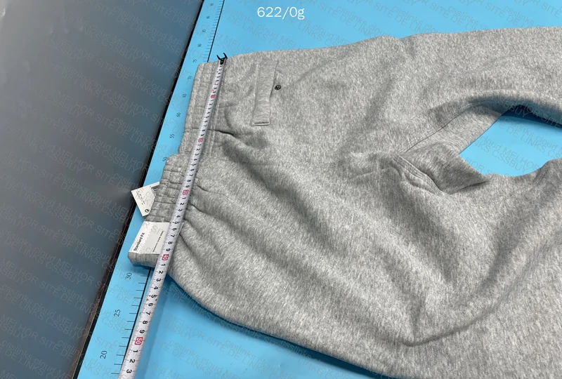 Nike Sweatpants (with measurements) 4