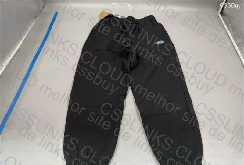 The North Face Sweatpants