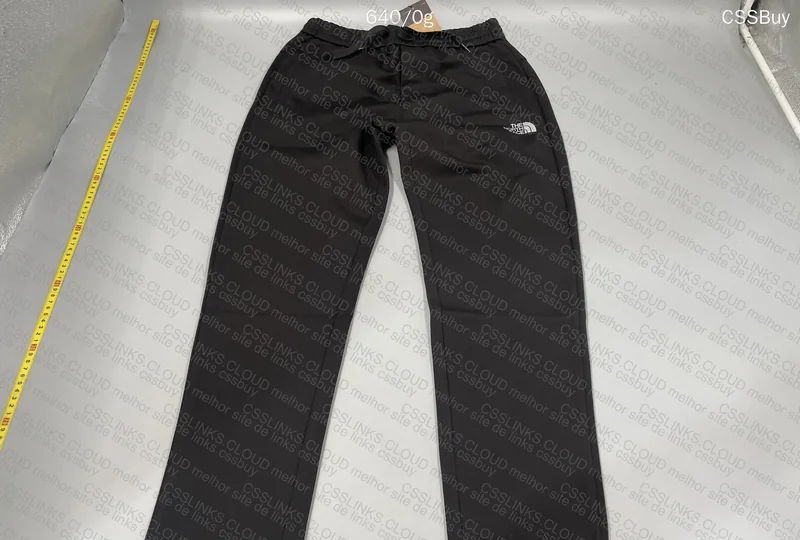 The North Face Sweatpants (Husky)