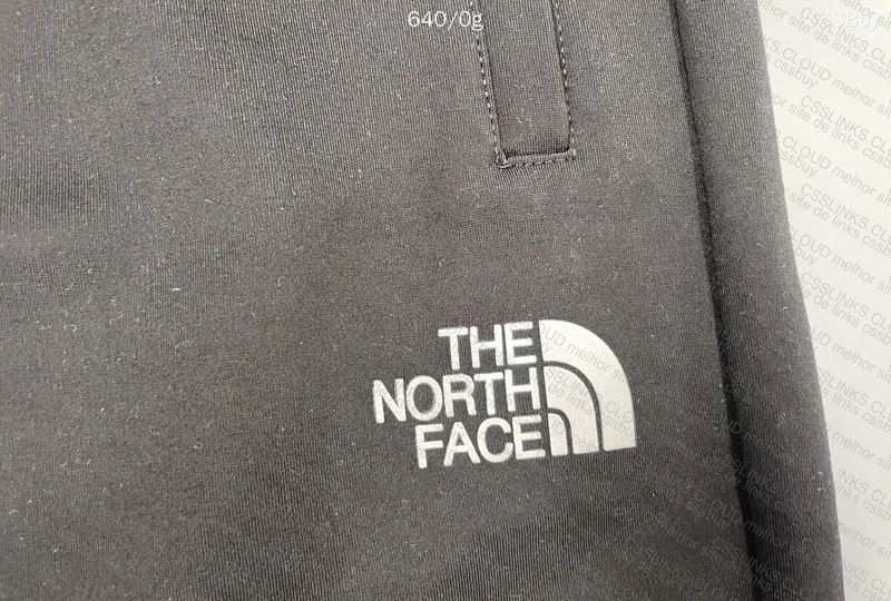 The North Face Sweatpants (Husky) 2
