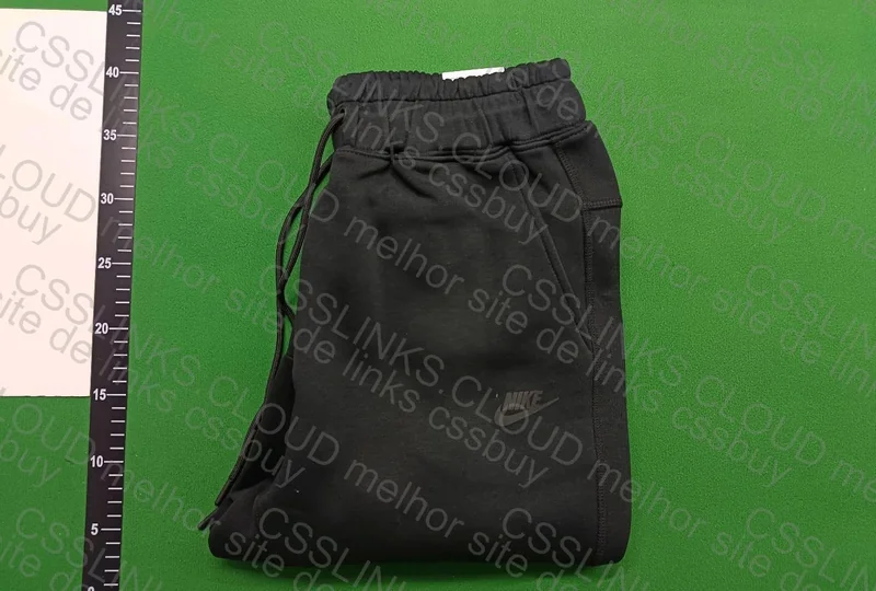Calça Nike Tech Fleece 4