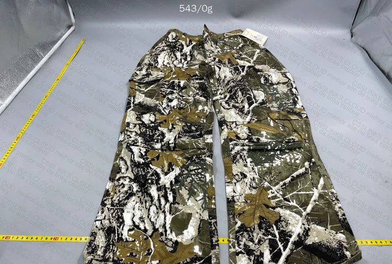 Extremely Camouflaged Realtree Pants