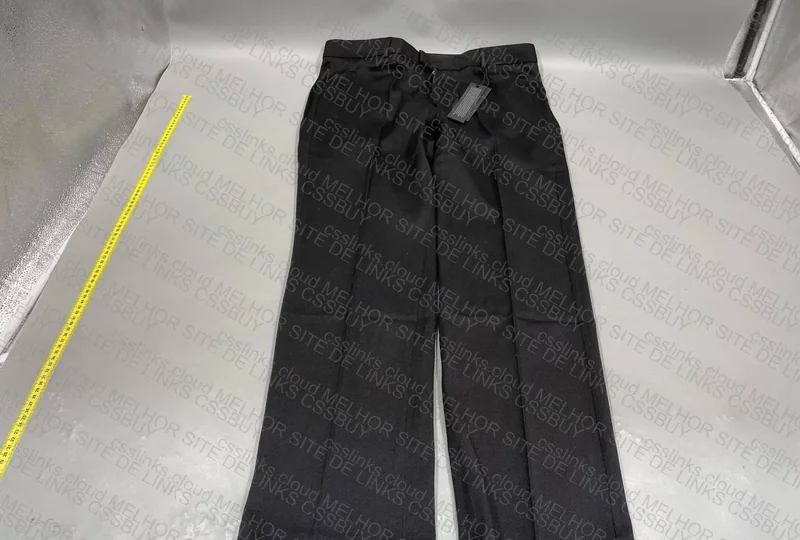 Represent Pants 4