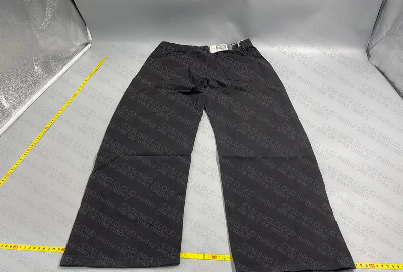 Straight Pants 3