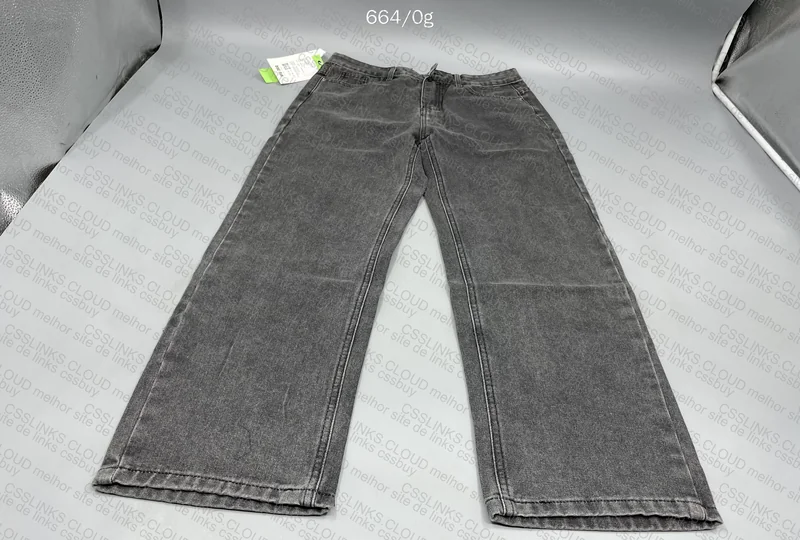 Straight Pants 4