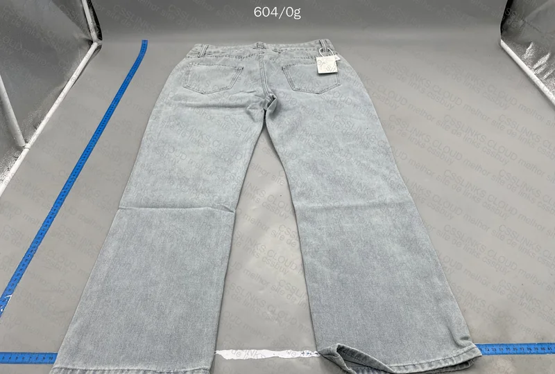 Straight Pants 4