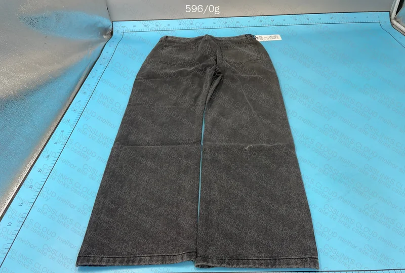 Straight Pants 2