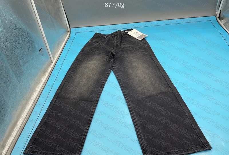 Straight Pants 4