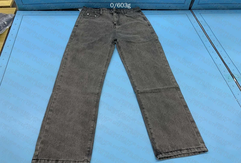 Straight Pants 2