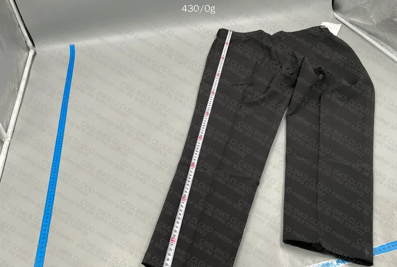 Social Pants 4