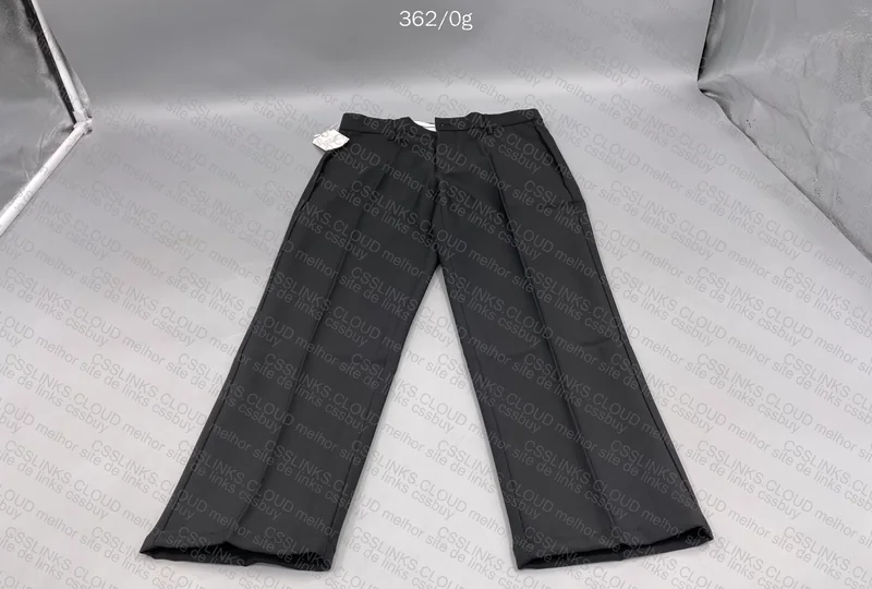 Social Pants 3