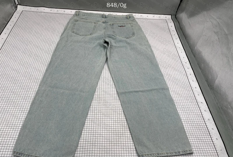 Supreme Pants 4