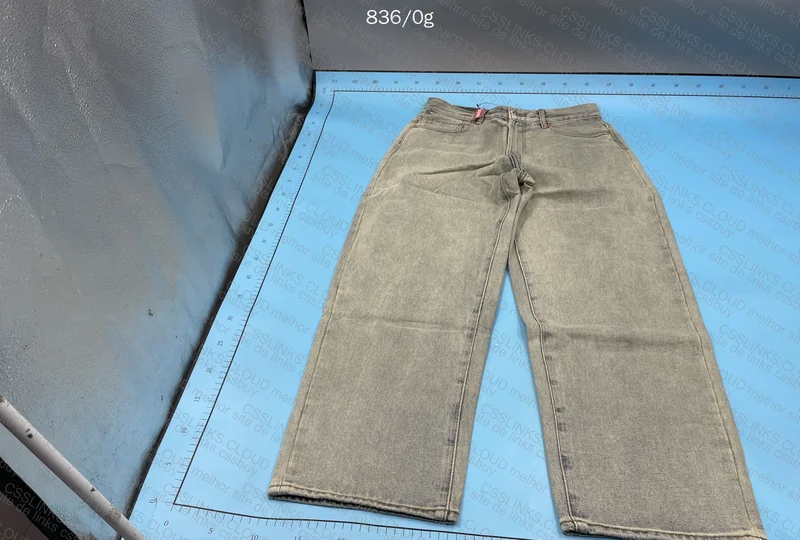 Supreme Baggy Pants 3