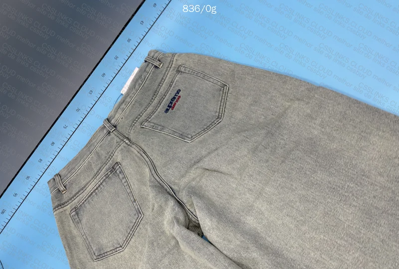 Supreme Baggy Pants 5