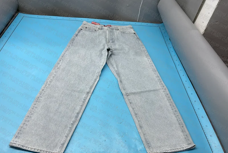 Supreme Straight Jeans 2