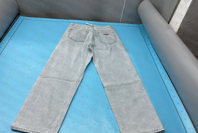 Supreme Straight Jeans 4