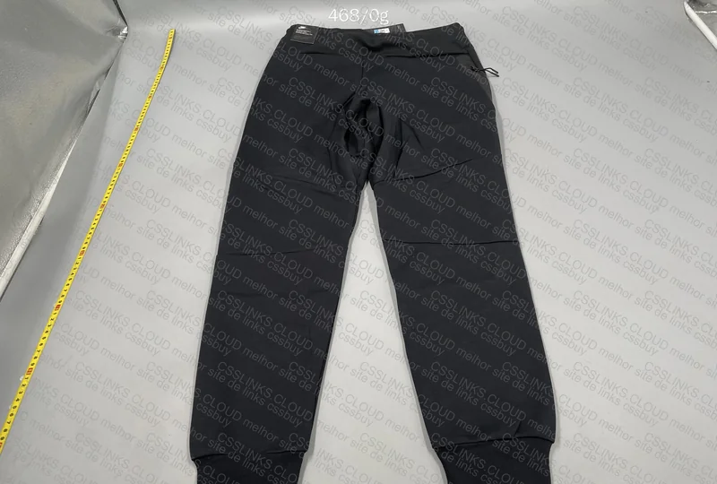 Tech Fleece Pants 4