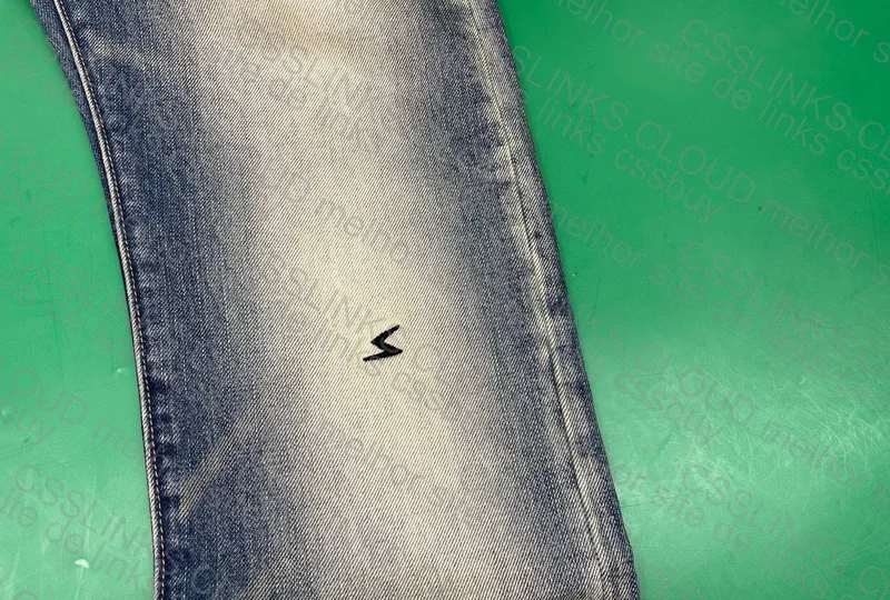 CALÇA UNDERCOVER 4
