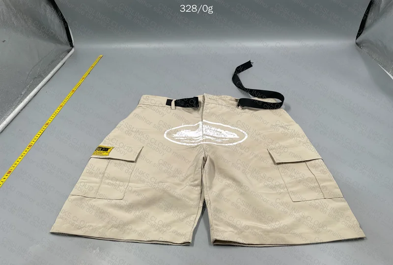 Corteiz Beige Shorts 3