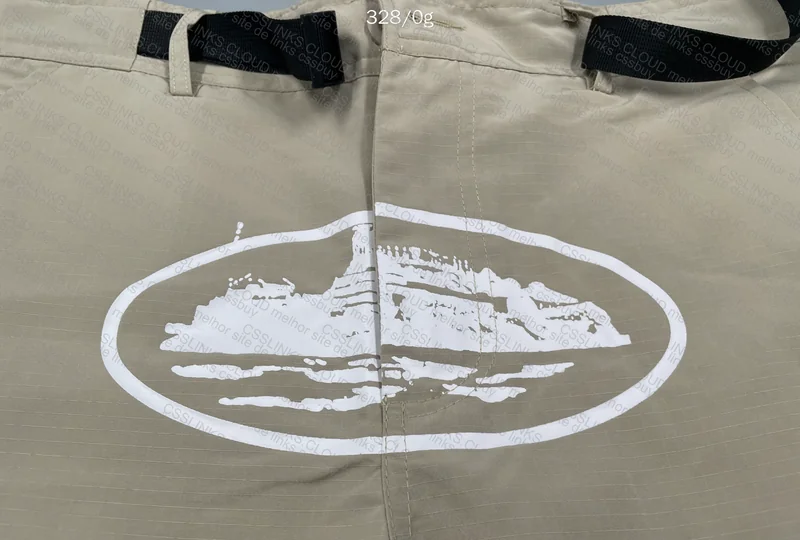 Corteiz Beige Shorts 4