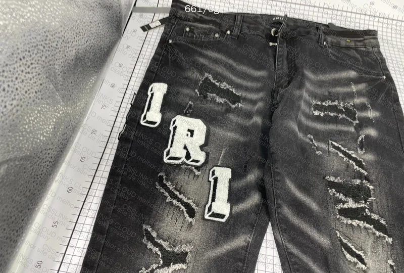Amiri 110¥ Pants