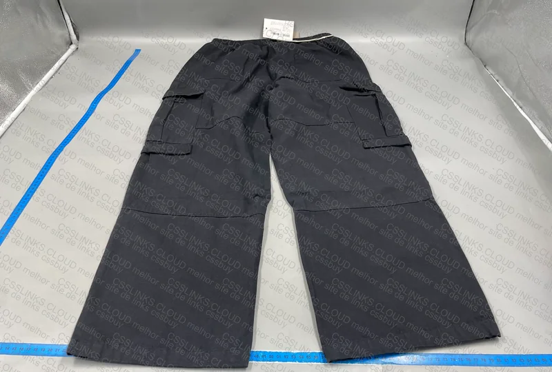 Unbranded Cargo Pants 3