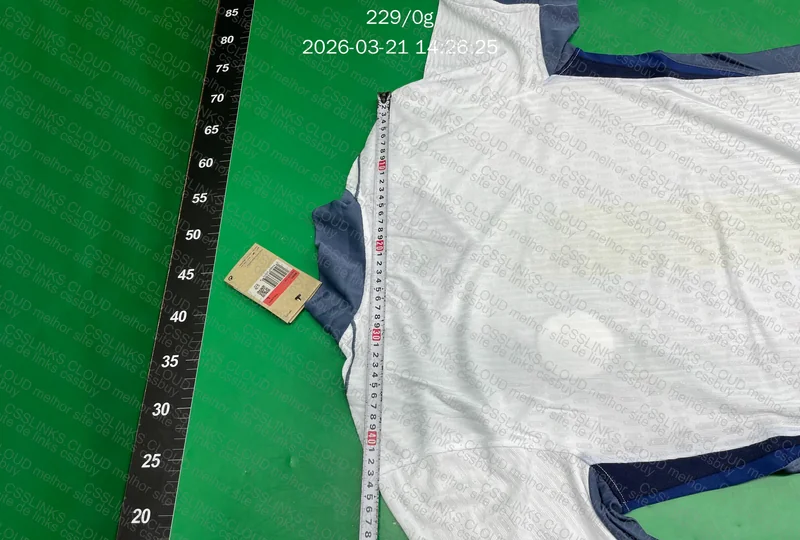 Camis Inter/Valentino 2025 - com medidas (aaajersey) 5