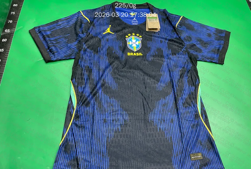 Camisa 2 do Brasil versão jogador 3