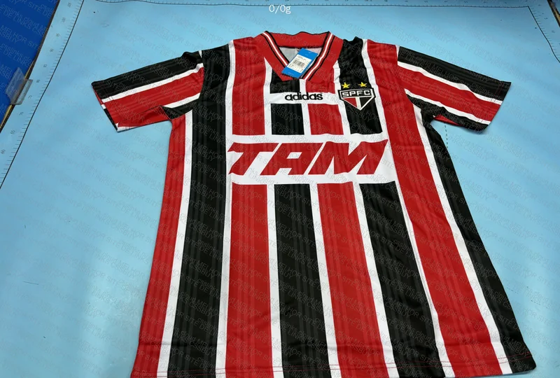 São Paulo FC Retro 1996 Away Jersey