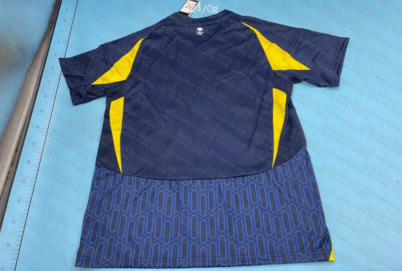 Al Nassr Fan Model Shirt 4