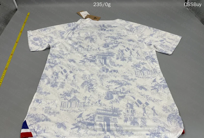 Random Shirt 4