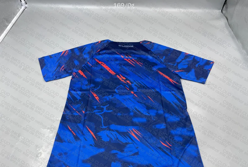 Random Shirt 10