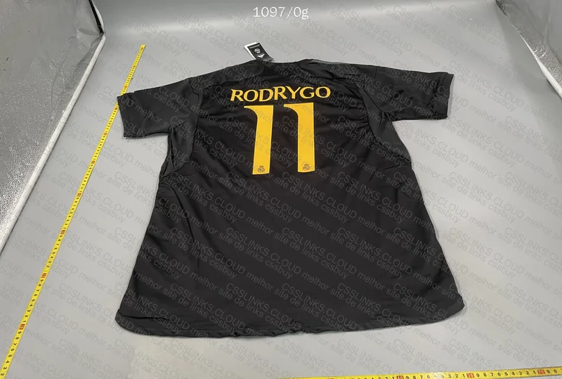 Random Team Shirt 5
