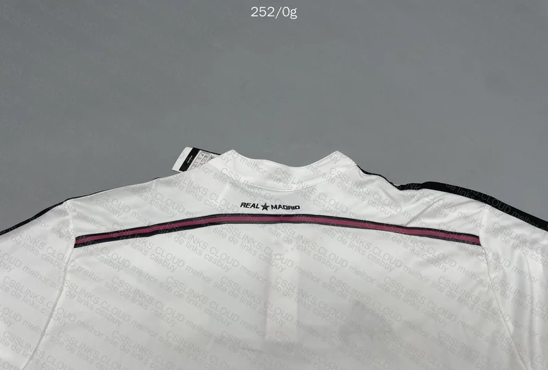 Random Team Shirt 4