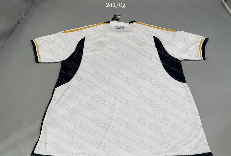 Random Team Shirt 4