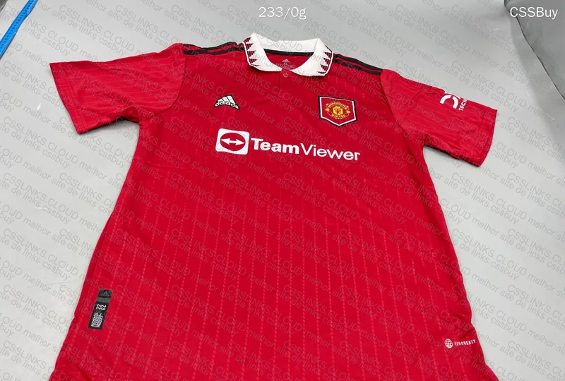 Random Soccer Jersey for 15 YUAN