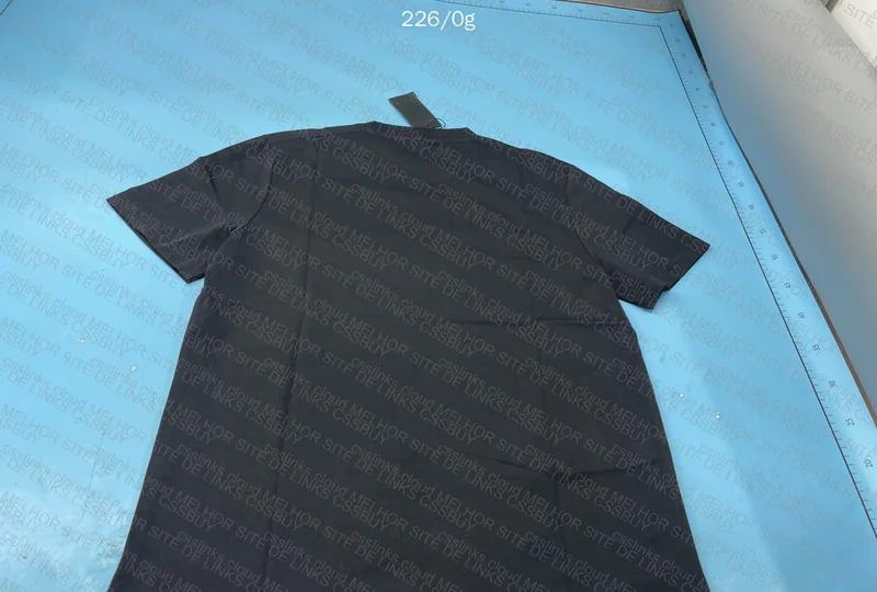 Does Armani Shirt Exist? 3