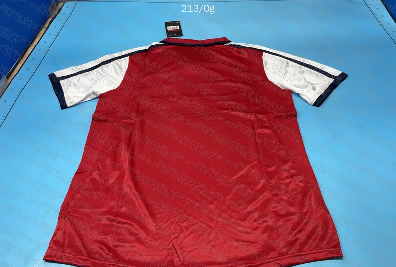 Arsenal 01/02 Shirt 5