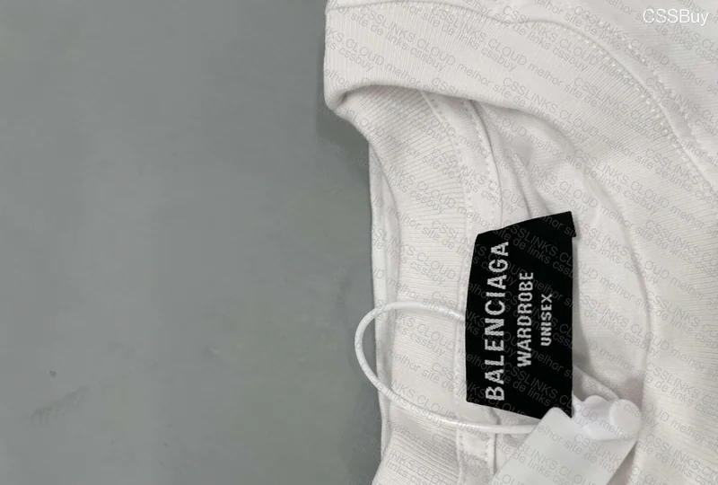 Balenciaga Shirt (Christmas Promotion) 4