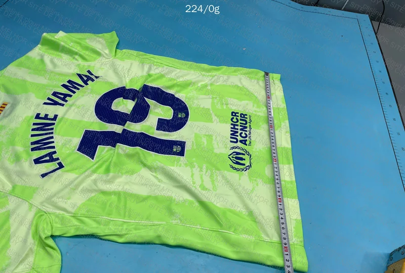 Green Barça Shirt 24/25 10