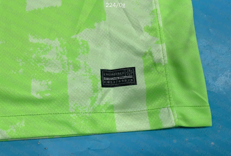 Green Barça Shirt 24/25 3