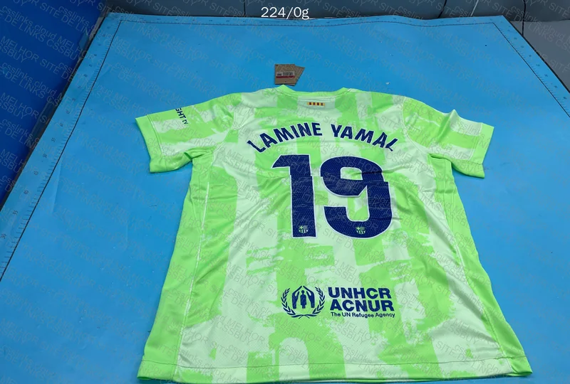 Green Barça Shirt 24/25 7
