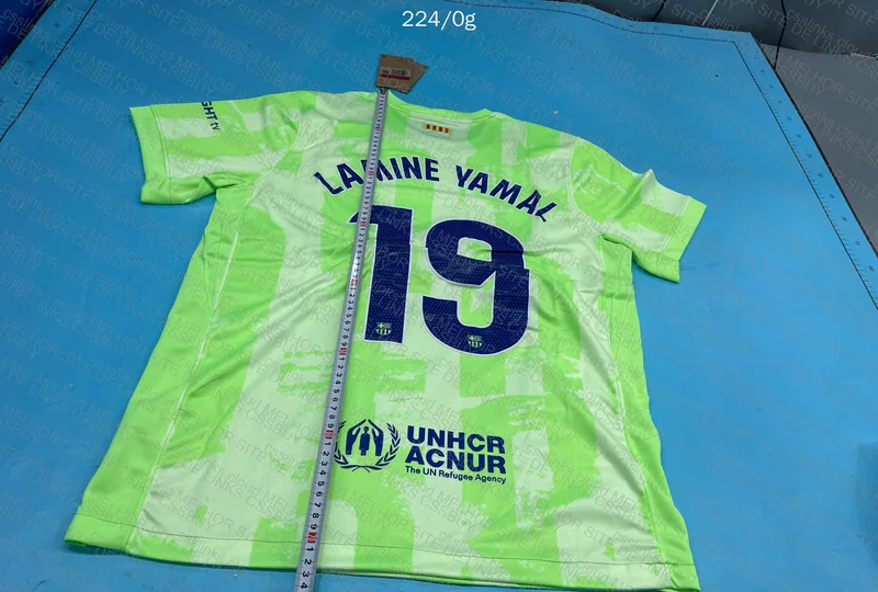 Green Barça Shirt 24/25 8