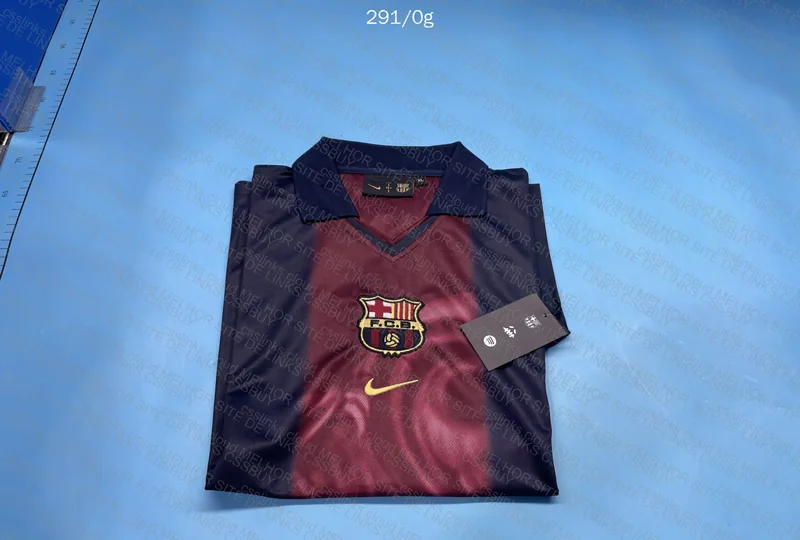 Barça x Travis Shirt with Measurements
