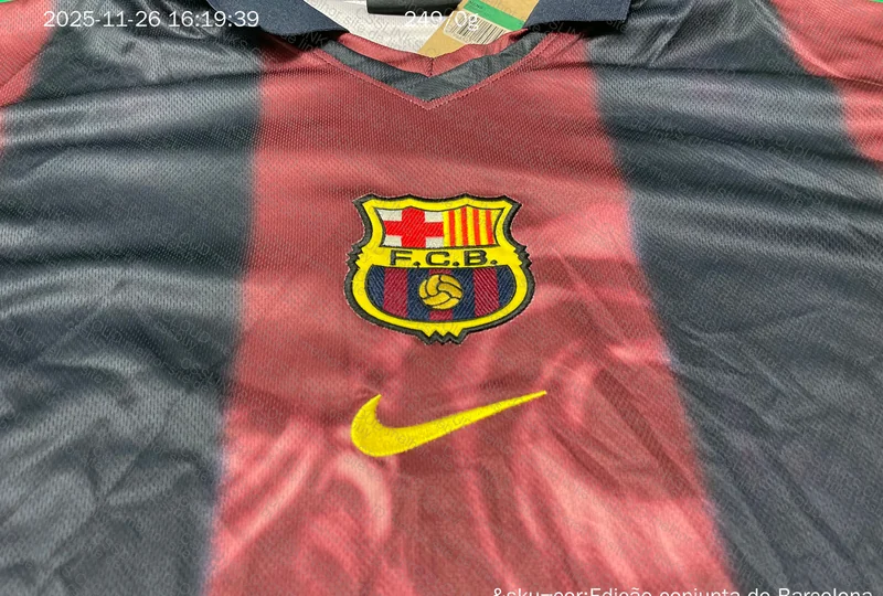 Barça x Travis Shirt (Okay?) 4