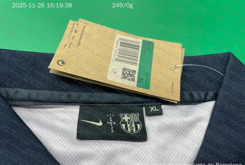 Barça x Travis Shirt (Okay?) 6