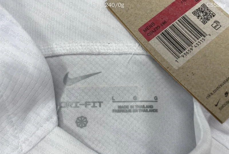 Barcelona Jersey 23/24 4